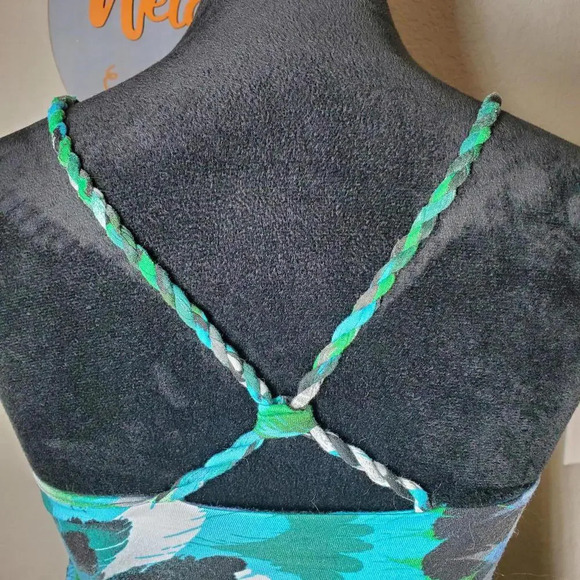 Mudd Cottony Twisted Strap Floral Tank Top Juniors Size Small Green Blue Black - Picture 13 of 14